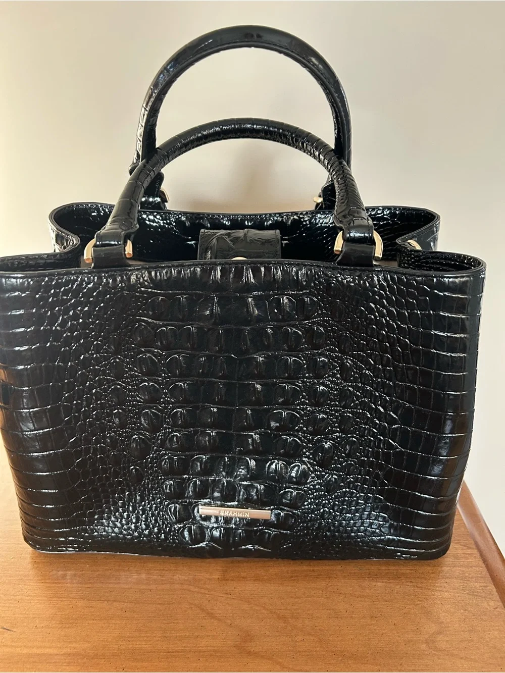 Brahmin black croc embossed leather purse with gold hardware BRAHMIN Kayla Clutch Purse Black Croc Embossed Leather Gold  main image 4